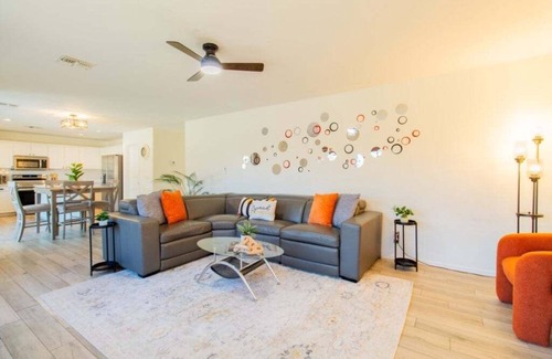 Casa Grande House | NEW! Casa Alessia 4BR Home & Heated Pool