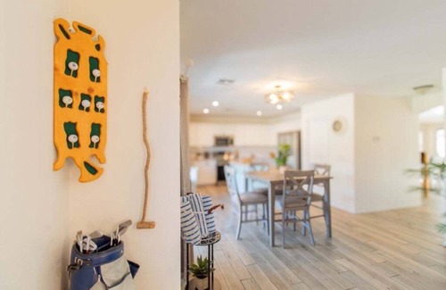 Casa Grande House | NEW! Casa Alessia 4BR Home & Heated Pool