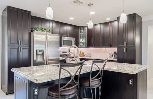 Papago Parkway House | *NEW* Casa de Cactus: Pool+Putting Green+Game Room