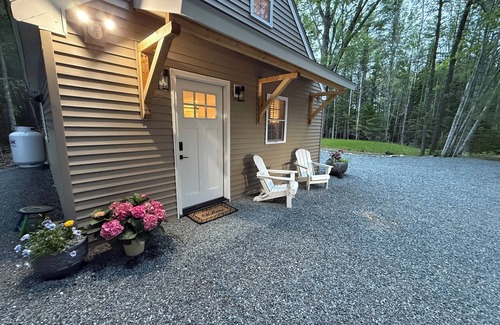 Bar Harbor Apartment | NEW! Charming STUDIO with AC, WiFi & Fire Pit less than 3 MINUTES to Acadia.