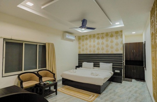 Sohagpur Resort | New Cheetal Resort Madhai