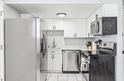 Berkley House | NEW-Close to Confluence Park!