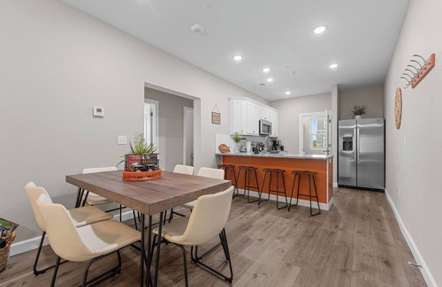 Branson Condo | NEW! Comfortable 3-Bedroom Condo + Pool Near Branson Attractions