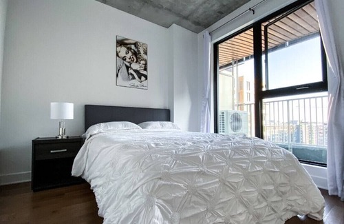 Griffintown House | New condos with a pool
