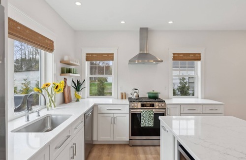 Kennebunk House | NEW construction! 1 Mile to BEACH! Outdoor TV, Shower, Firepit & more!