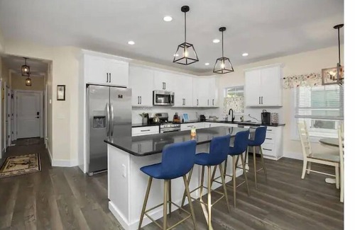 Northeast South Bend House | NEW construction by Notre Dame! 5 Bedrooms 4.5 Bathrooms!