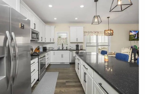 Northeast South Bend House | NEW construction by Notre Dame! 5 Bedrooms 4.5 Bathrooms!