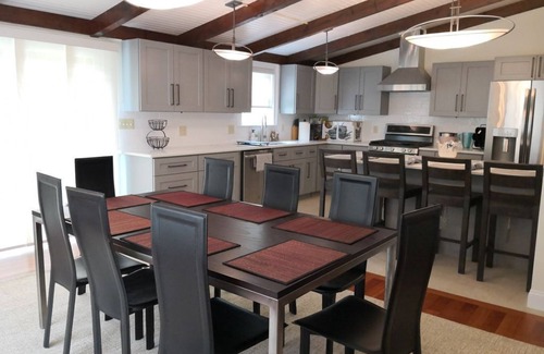 Centerville House | New construction! Craigville Beach, Main St, Playground, Ice cream/restaurants!