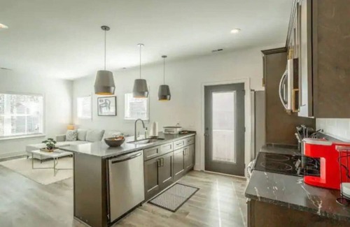 Chattanooga House | New Construction Home/Fenced Yard/Downtown