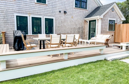West Tisbury House | New Construction Luxury 3 bedroom 2.5 Bath Lamberts Cove Beach Access