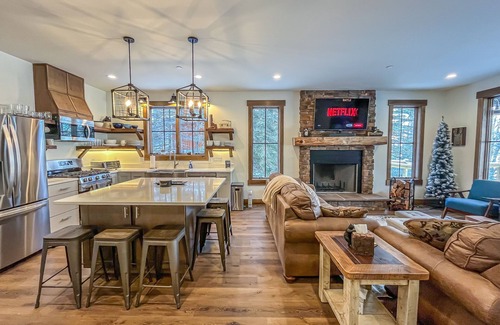 Swanton House | New Construction Lakefront Home with Private Dock, Fire Pit, Hot Tub