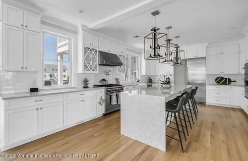 Mantoloking House | NEW CONSTRUCTION RIGHT ACROSS FROM THE OCEAN