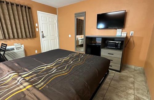 Victorville Hotel | New Corral Motel