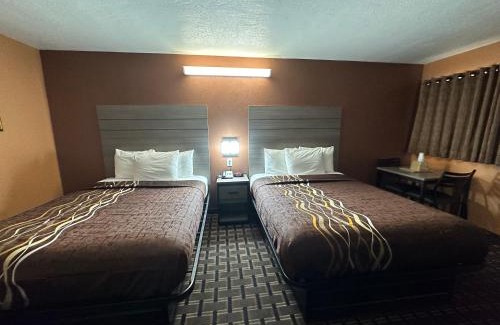 Victorville Hotel | New Corral Motel