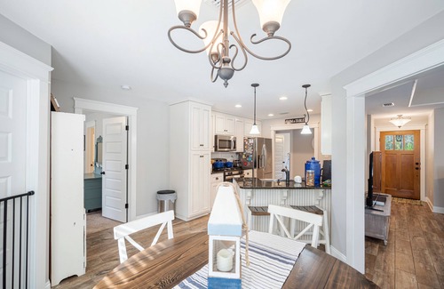 Fairhope House | New Cottage 200 yards from Mobile Bay