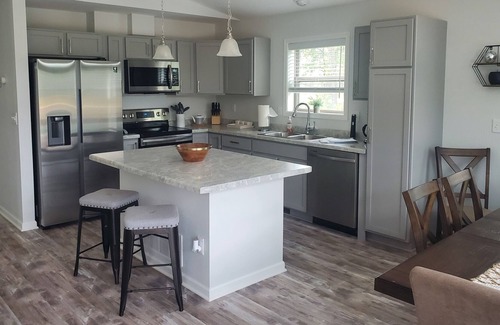 Rome Cottage | New Cottage, Fall Rates, Outdoor Wood Burning Fire Pit, Sand Valley 5 mins away!