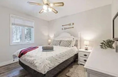 Joly Cottage | New cottage on Forest Lake with a spectacular sunset views and fun on the water!