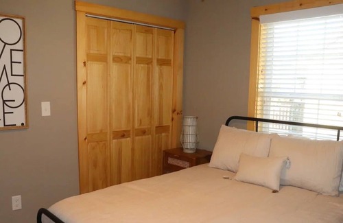 Gatlinburg - Pigeon Forge Cottage | New Cottage