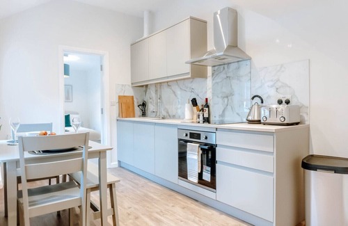 Harrogate Apartment | NEW Cozy 2 bed central apartment