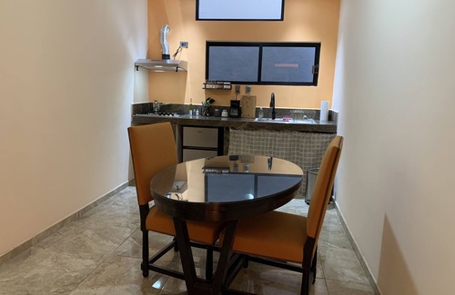 Zaragoza Apartment | New cozy apartment for 2, short walk to beach #3