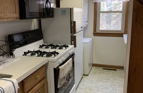 Lake Harmony Cabin | New! Cozy cabin with hot tub and game room.