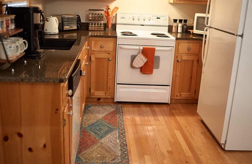 Suches Cabin | NEW Cozy Retreat Mountain Home 2B2B N Ga Mountains, multiple trails, fishing