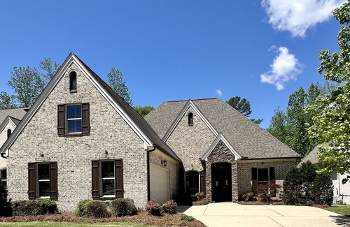 Oxford House | New Custom Oxford Home 2 miles from the square