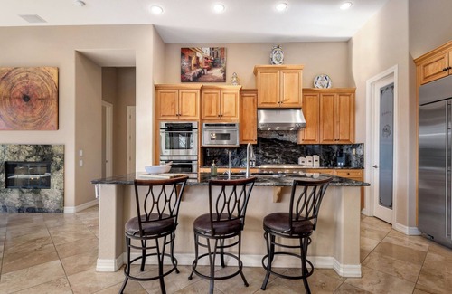 Anthem Country Club House | New! Desert Oasis - Rare Resort-Style Escape in Anthem Country Club – Heated Pool, Spa, Putting Green + More!