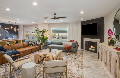 Paradise Valley Village Villa | NEW Desert Stallion