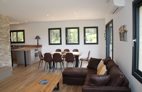 San-Gavino-di-Carbini Villa | New detached villa with private pool