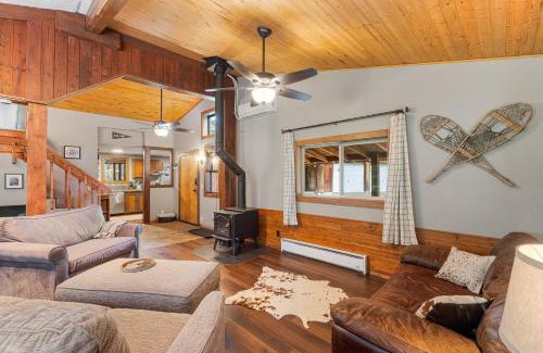 McCall House | New! Dew Drop Inn - Pet Friendly, 5-min walk to river access
