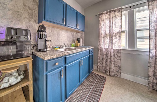 Cleveland Apartment | NEW! Dog-Friendly Cleveland Unit ~ 7 Mi to Dtwn!