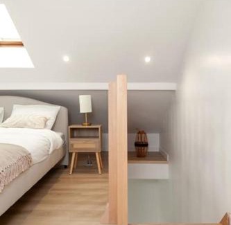 Antony Apartment | New duplex 1 minute walking from overground