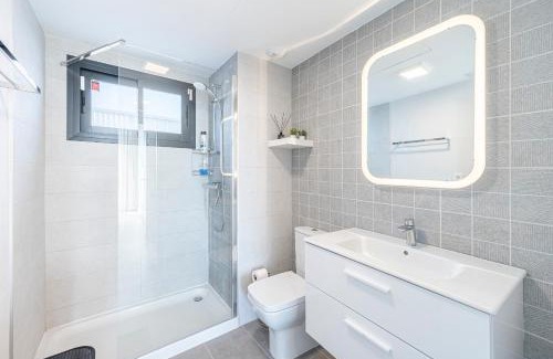 La Gaspara Apartment | New duplex with sea view to Gibraltar & Africa and walking distance to the beach
