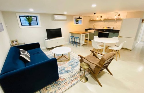 Capitol Hill House | New EasternMarket Stunner, Free PARKING, 1000sqft