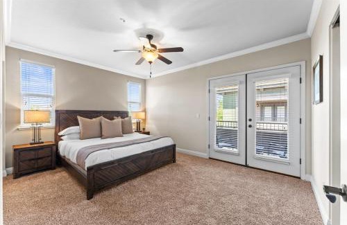 Reno/Tahoe Airport Apartment | New Elegant 1BR Retreat Heated Pool Gym & Sauna