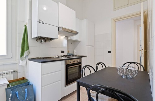 Castelletto Apartment | NEW! Elegant Apt just 300 meters from Villa Gruber! perfect x6