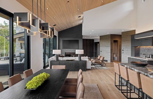 Empire Pass House | New Empire Pass 7BR Deer Valley Luxury Home - Theatre, Hot Tub, Fitness & Views