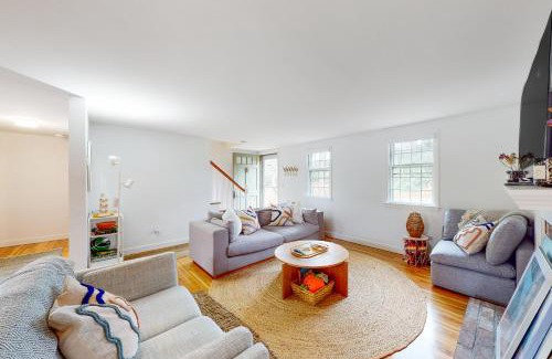 East Dennis House | New England Getaway