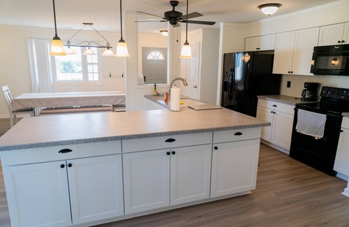 Luray Other | NEW! Farmhouse- Backyard of Shenandoah Nat'l Park