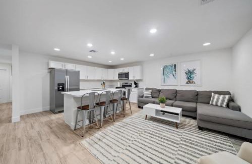 Palm Beach - West Palm Beach House | New! Few Minutes To Downtown, 10 To The Beach!