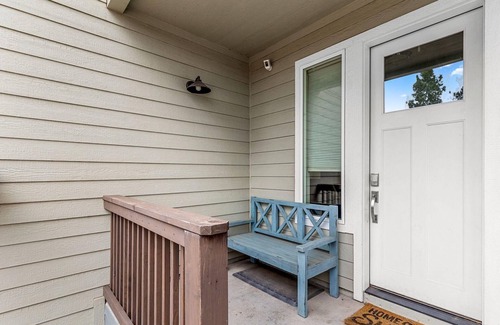 Flagstaff House | New Flagstaff townhome with Mountain Views!