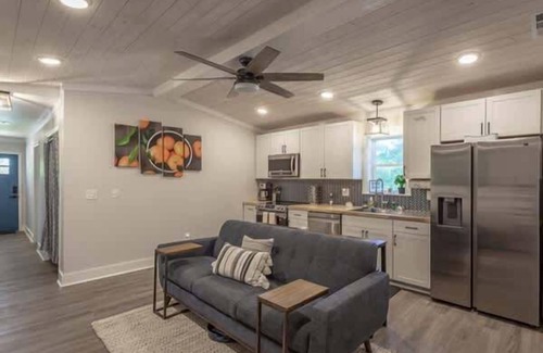 Carrabelle House | NEW Forgotten Coast Cottage, Beach/River/Town