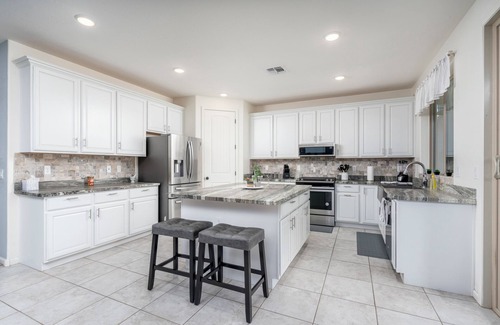 Casa Grande House | NEW Fresh, Charming 3-bedroom house in Casa Grande with AC, WiFi
