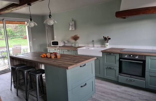 Vieil-Moutier House | NEW: Gite 14p on 7000m2 privatized/Nordic bath/Sauna (option)/Pond/River