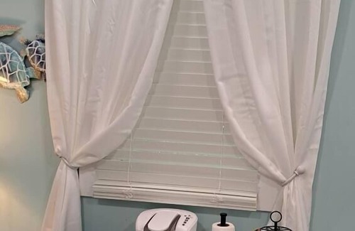 Emerald Isle House | New! Glamping Adventure Beach Cabana with A/C