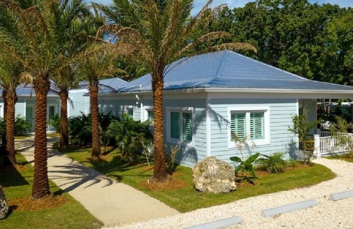 Islamorada House | New Ground Level Caribbean Cottage