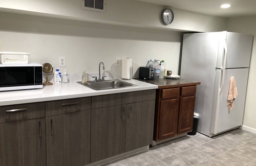 South End House | New! Guest Suite with Private Entrance