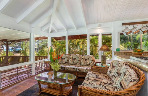 Wainiha House | New! Hale Aloha with Ocean Views - steps to beach