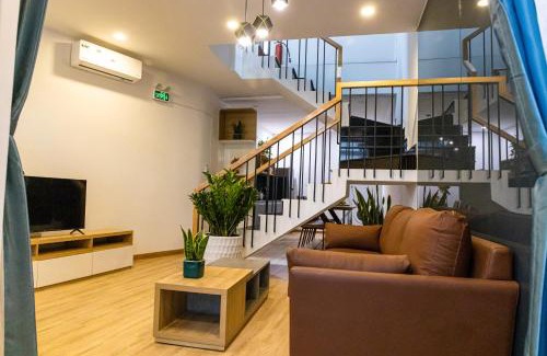 Son Tra Villa | New Happy House Homestay's My Khe Beach with 4BR